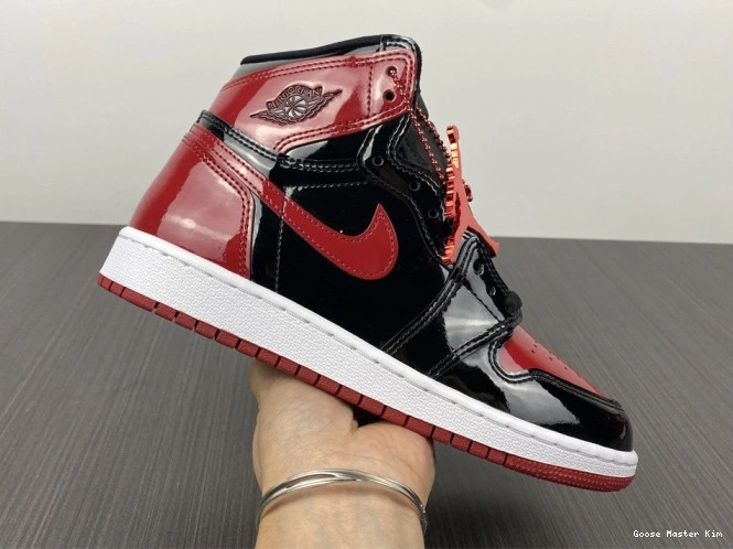 Jordan Air Bred OG High 1 555088-063 Patent 0730
